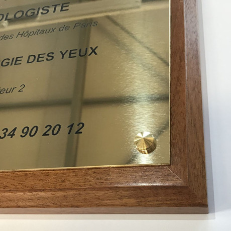 Support en bois pour plaque gravée